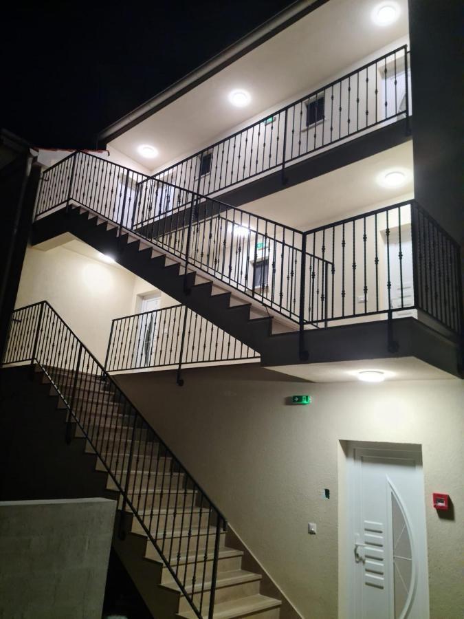 Appartments Akrapovic Vrsi Ngoại thất bức ảnh