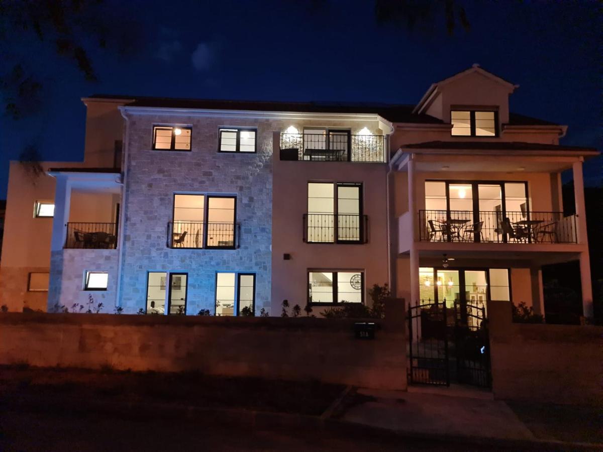 Appartments Akrapovic Vrsi Ngoại thất bức ảnh