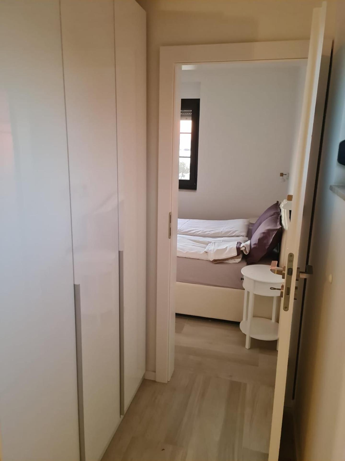 Appartments Akrapovic Vrsi Phòng bức ảnh